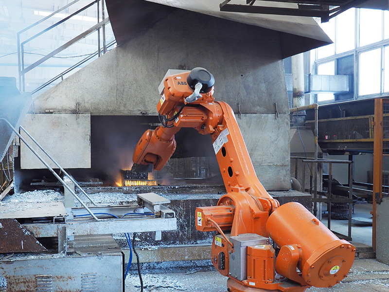 Galvanizing robot